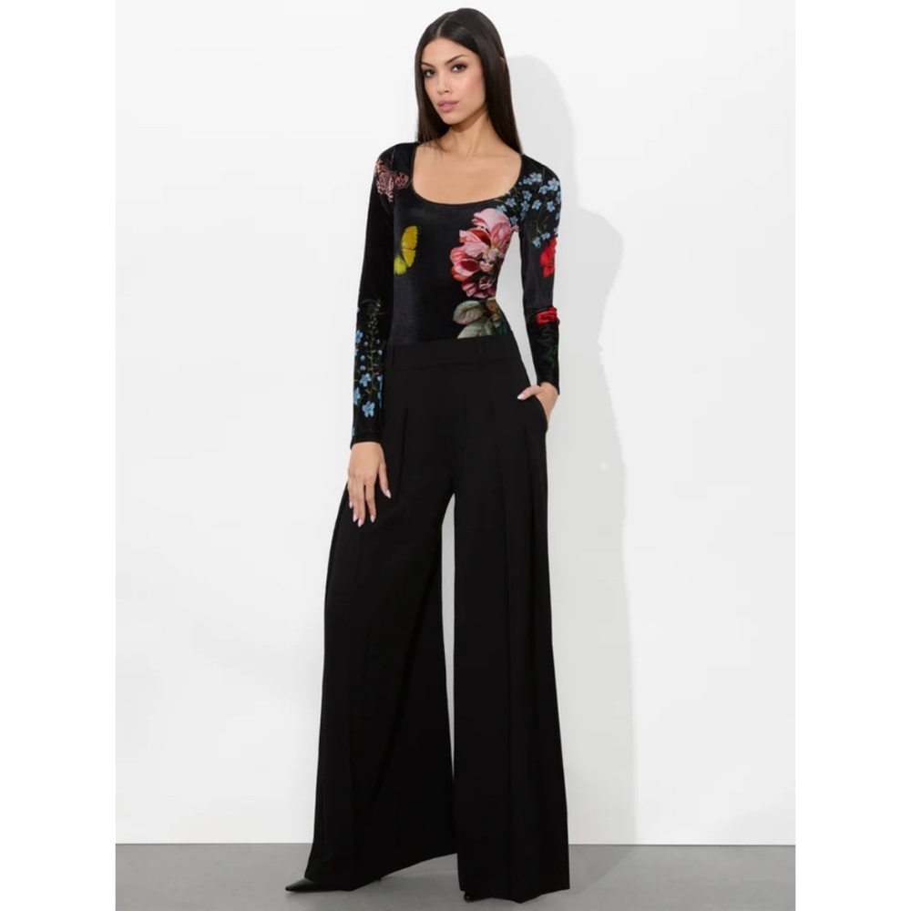 Alice + Olivia Delaina Long Sleeve Top In The Wind Floral Butterfly M NWT $275 - Picture 4 of 12